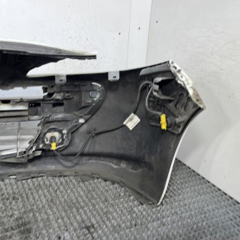 Pare choc avant PEUGEOT 207 Photo n°7