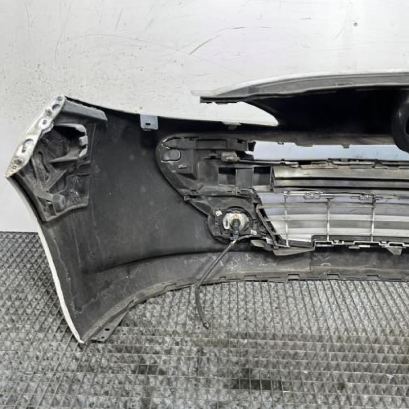 Pare choc avant PEUGEOT 207 Photo n°9