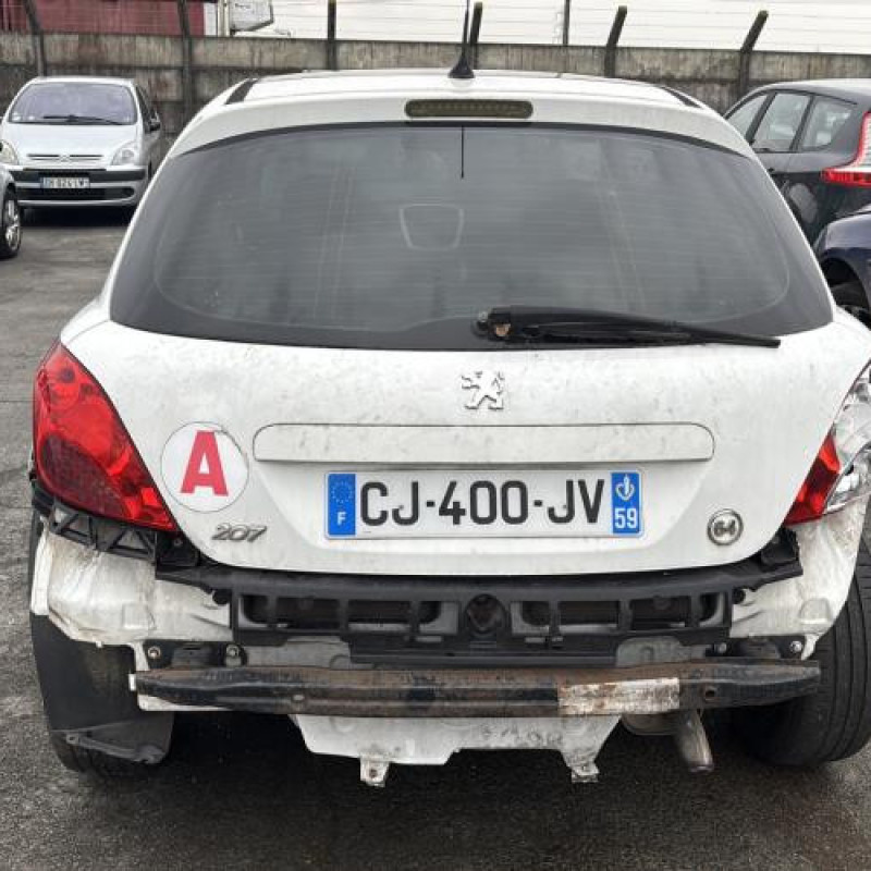 Pare choc avant PEUGEOT 207 Photo n°14