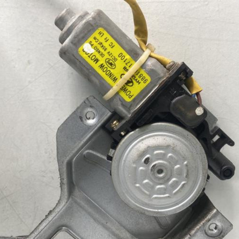 Leve vitre electrique avant gauche HYUNDAI MATRIX Photo n°3