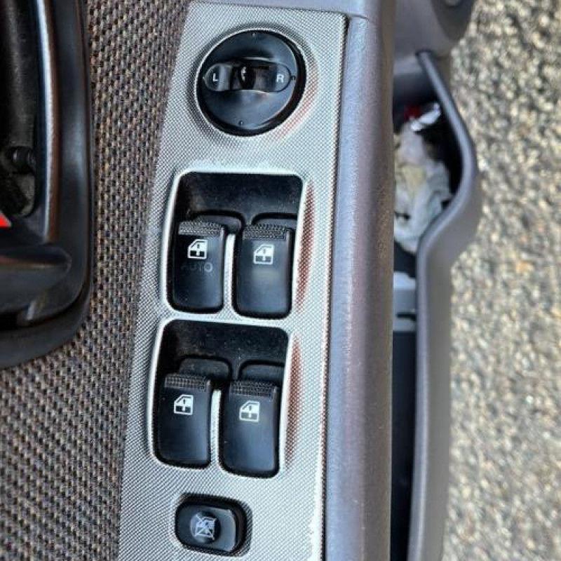 Leve vitre electrique avant gauche HYUNDAI MATRIX Photo n°19