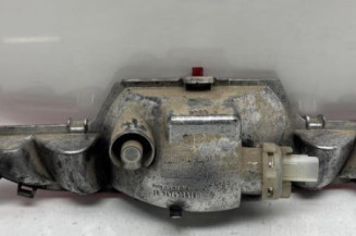 Anti brouillard arriere PEUGEOT 208 1