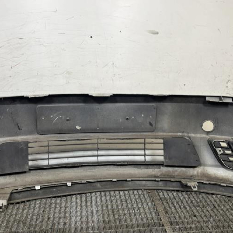 Pare choc avant FORD FIESTA 5 Photo n°5