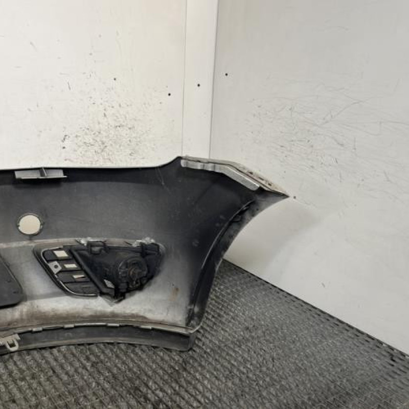 Pare choc avant FORD FIESTA 5 Photo n°6