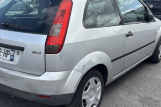Pare choc avant FORD FIESTA 5