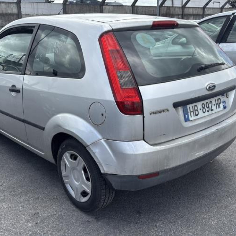 Pare choc avant FORD FIESTA 5 Photo n°11