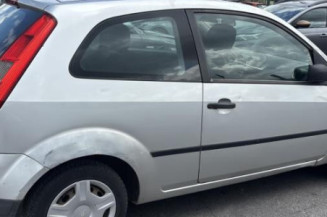 Pare choc avant FORD FIESTA 5