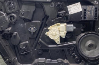 Leve vitre electrique avant gauche MERCEDES CLASSE A 176 Photo n°1