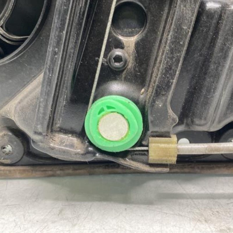 Leve vitre electrique avant gauche MERCEDES CLASSE A 176 Photo n°7