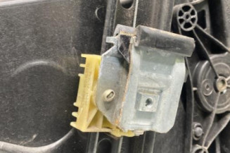 Leve vitre electrique avant gauche MERCEDES CLASSE A 176