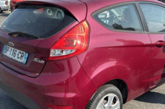 Pare choc arriere FORD FIESTA 6