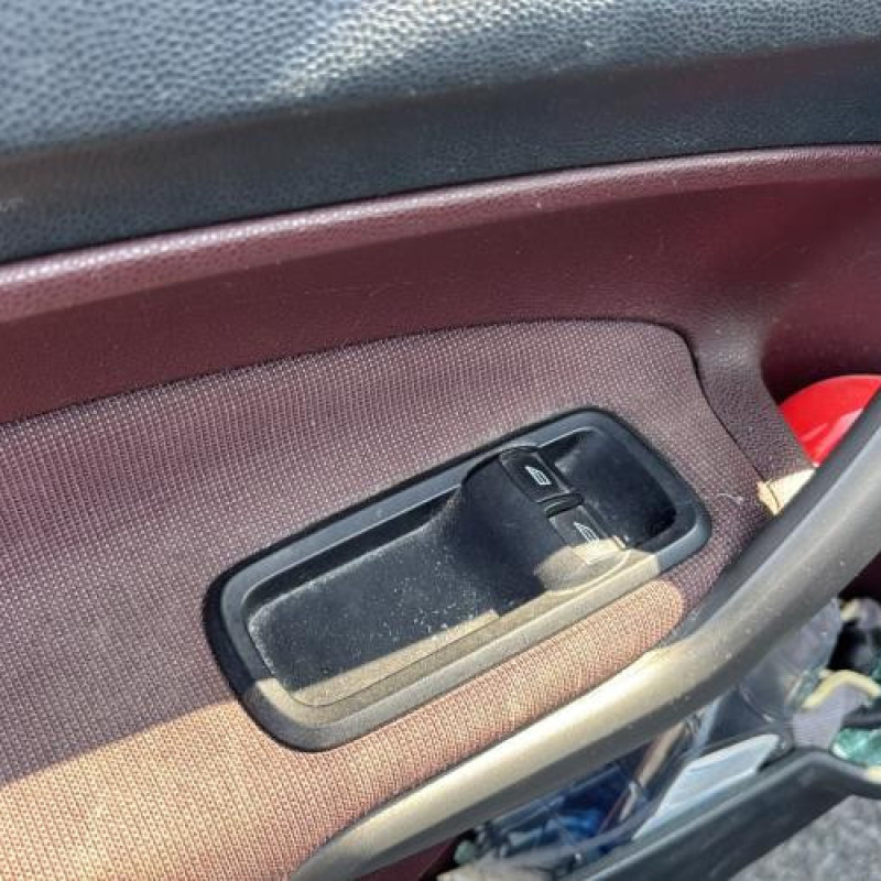 Pare choc arriere FORD FIESTA 6 Photo n°17