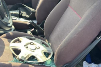 Pare choc arriere FORD FIESTA 6