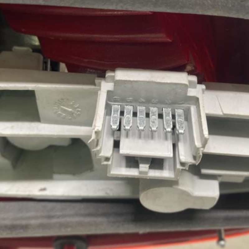 Feu arriere principal droit (feux) RENAULT MODUS Photo n°3