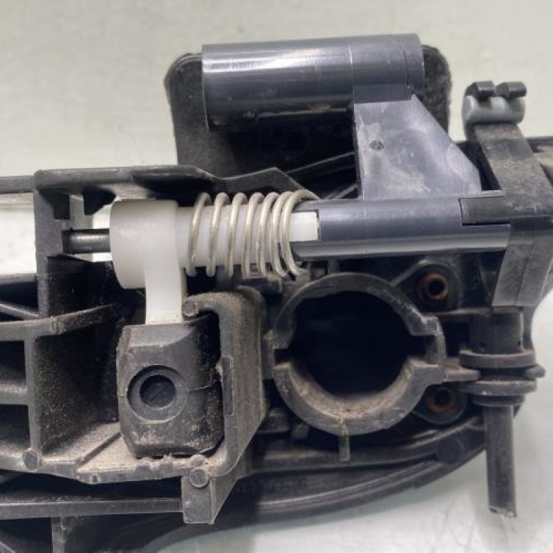 Poignee porte avant droit CITROEN C3 PLURIEL Photo n°3