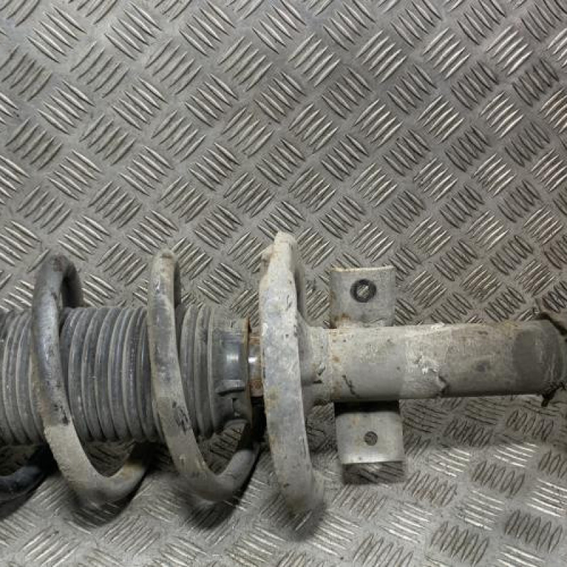 Amortisseur avant gauche RENAULT MASTER 3 Photo n°1