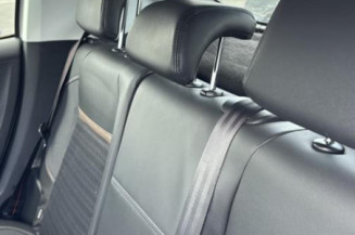 Pommeau de vitesses PEUGEOT 208 1