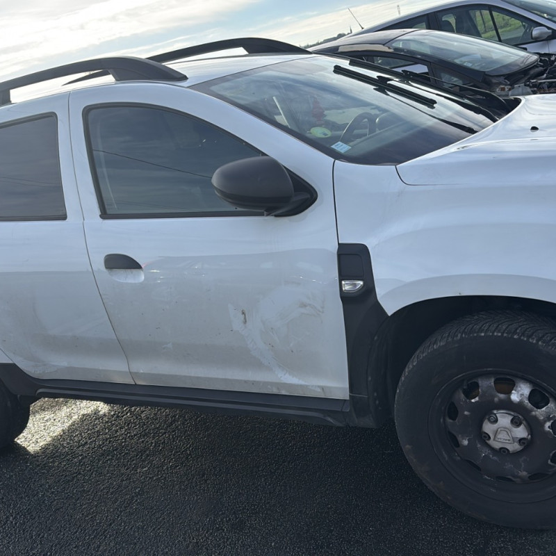 DACIA DUSTER 2 PHASE 1 1.5 BLUE DCI - 8V TURBO Photo n°13