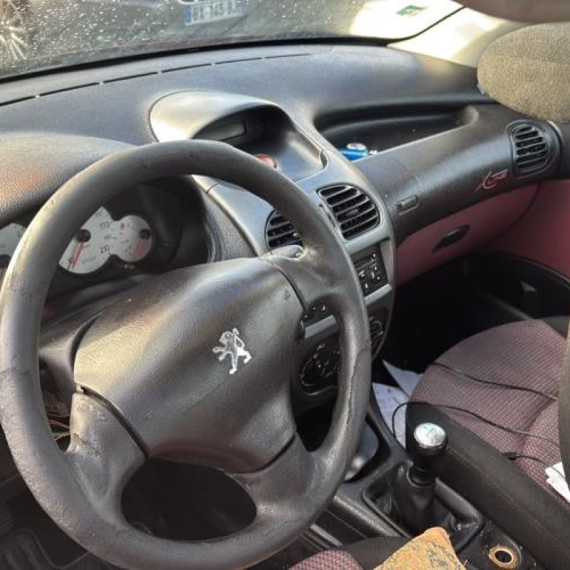 Aile avant gauche PEUGEOT 206 Photo n°18