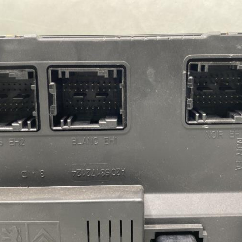 Boitier BSI PEUGEOT 206+ Photo n°2