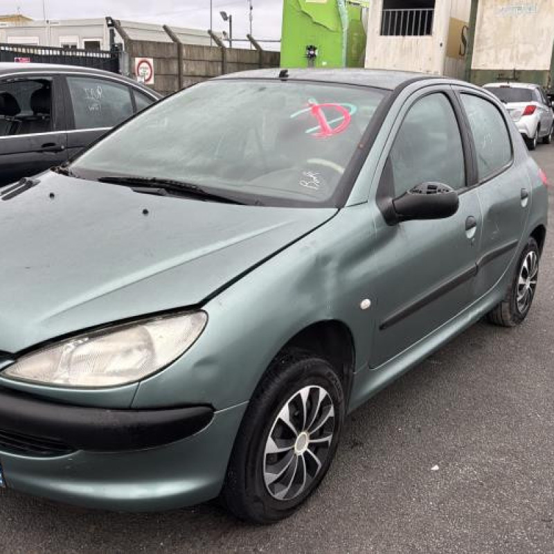 Pare choc arriere PEUGEOT 206 Photo n°7