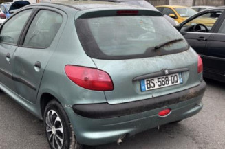 Pare choc arriere PEUGEOT 206