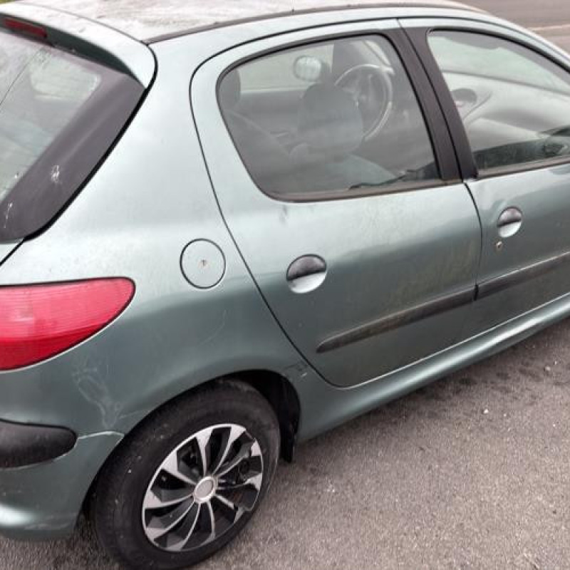Pare choc arriere PEUGEOT 206 Photo n°13