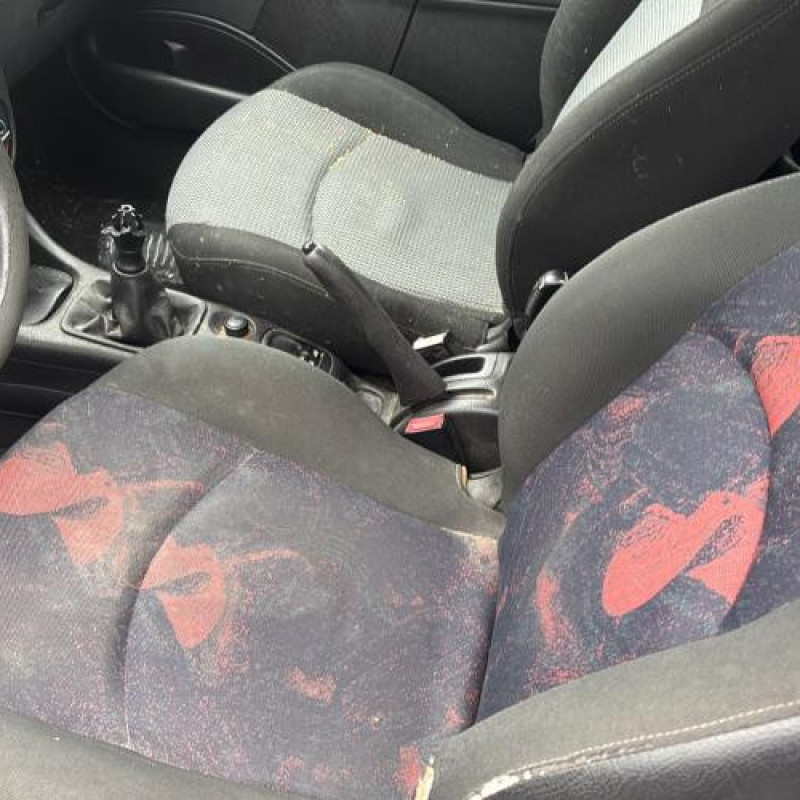 Aile avant droit PEUGEOT 206 Photo n°18