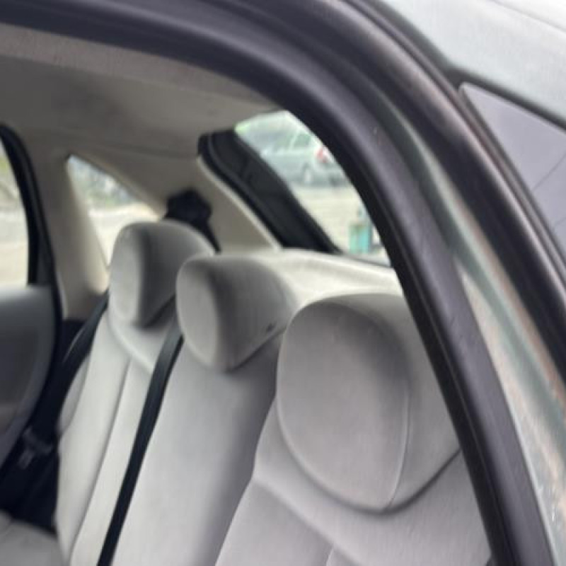 Pare boue avant gauche CITROEN C3 1 Photo n°19