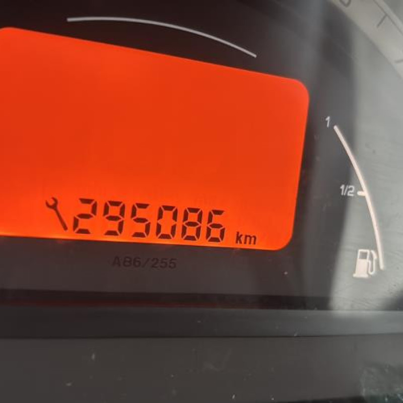 Pare choc arriere CITROEN C3 1 Photo n°7