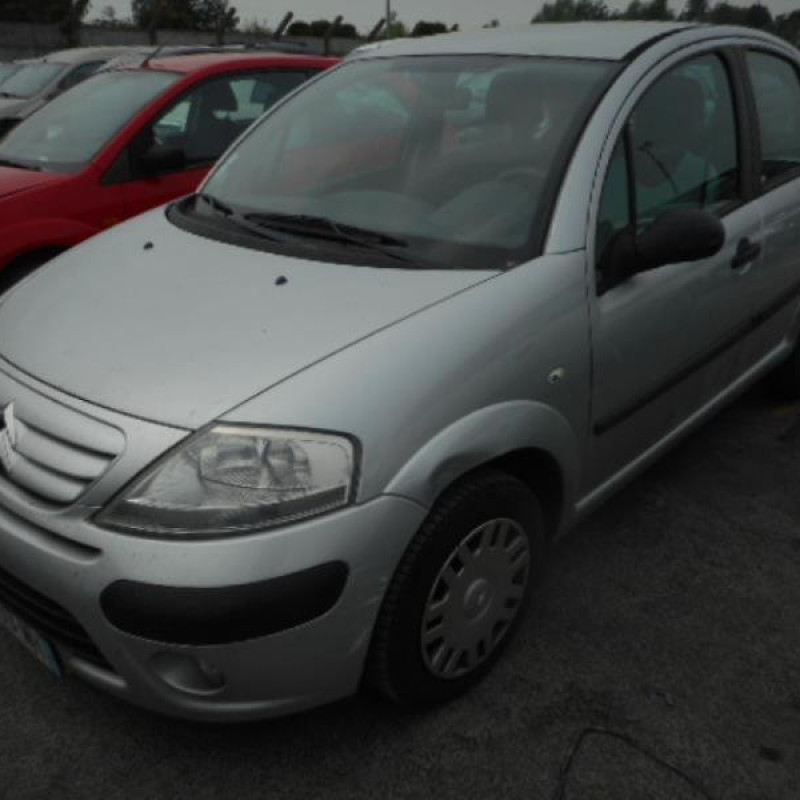 Pare boue avant gauche CITROEN C3 1 Photo n°6