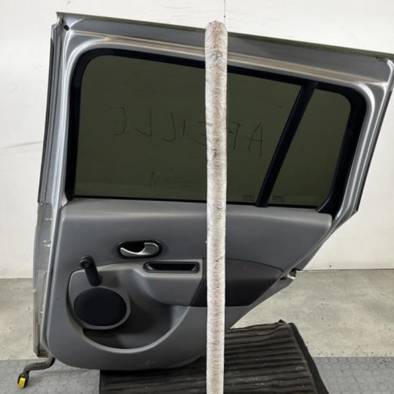 Porte arriere droit RENAULT GRAND MODUS Photo n°6