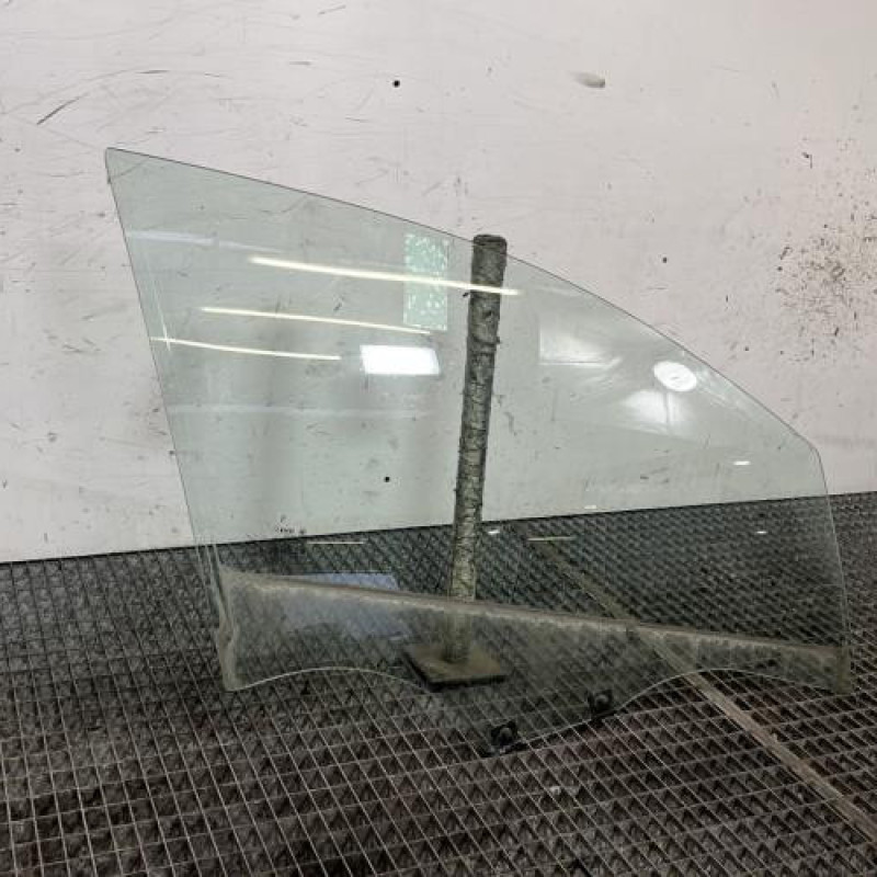 Vitre avant droit RENAULT CLIO 5 Photo n°3