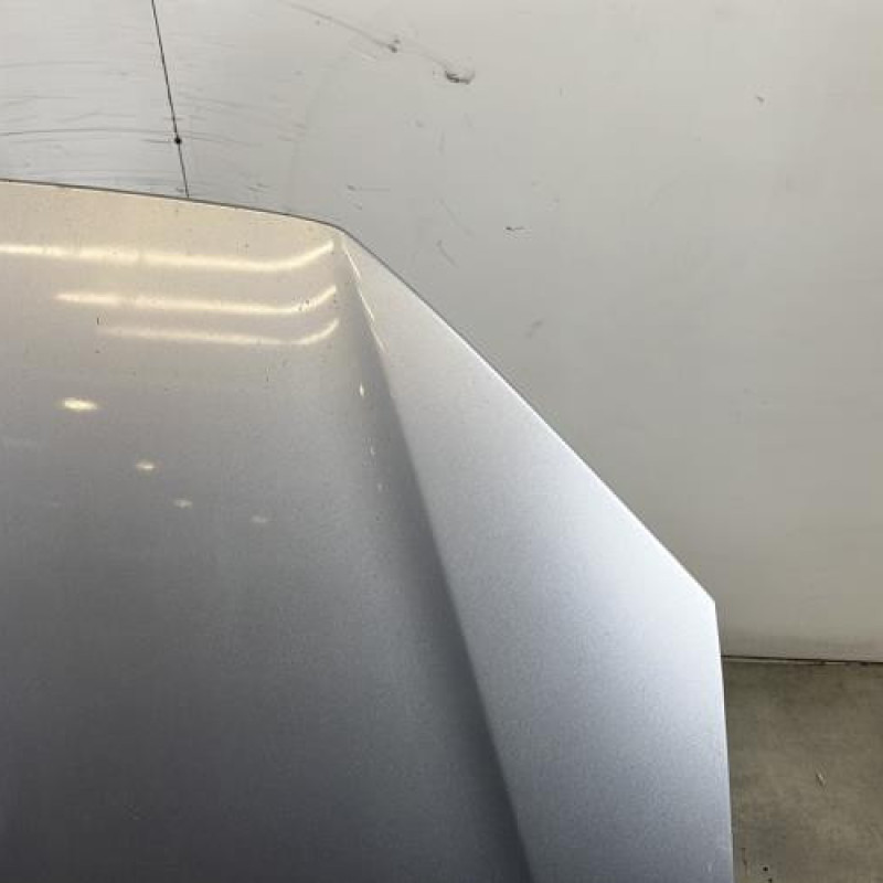 Capot VOLKSWAGEN POLO 4 Photo n°3