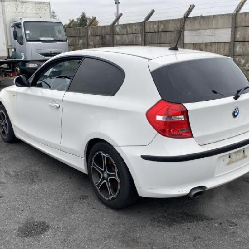 Aile avant droit BMW SERIE 1 E81 Photo n°9