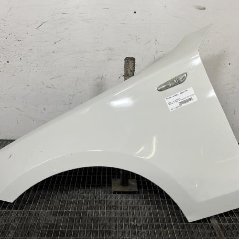 Aile avant gauche BMW SERIE 1 E81 Photo n°1