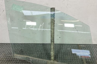 Vitre avant droit PEUGEOT 208 1 Photo n°1