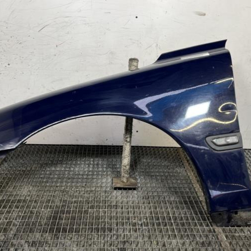 Aile avant gauche VOLVO V 70 1 Photo n°1