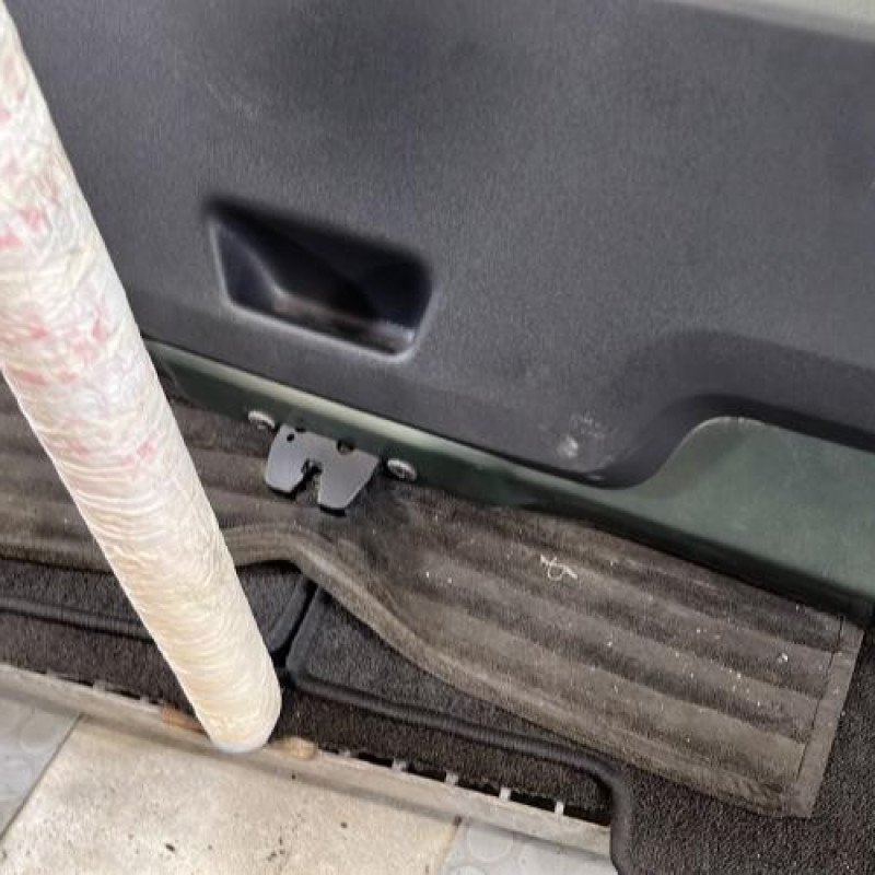 Malle/Hayon arriere CITROEN C3 1 Photo n°10