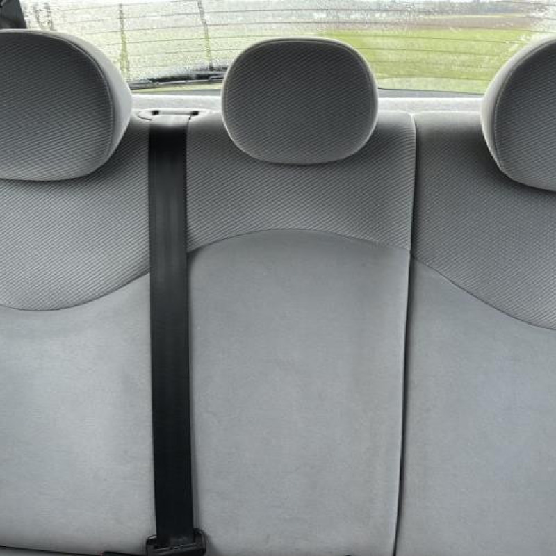 Pare choc arriere CITROEN C3 1 Photo n°12