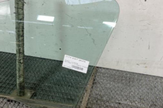 Vitre avant gauche PEUGEOT 206