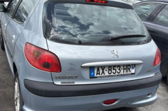 Vitre avant gauche PEUGEOT 206