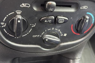 Vitre avant gauche PEUGEOT 206