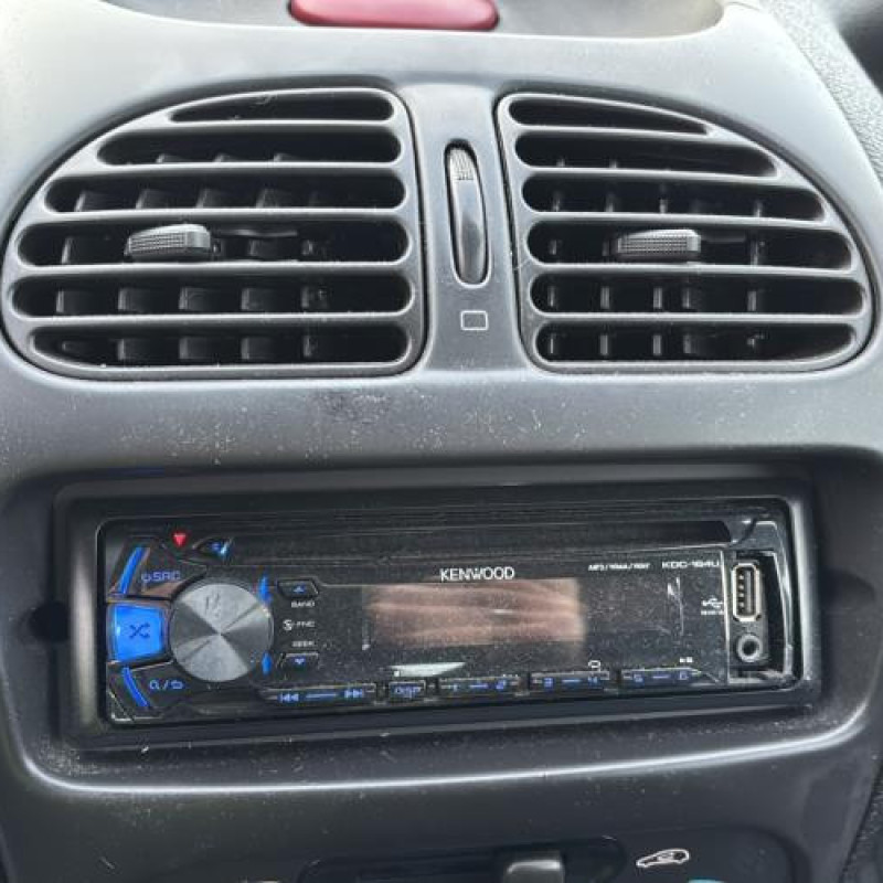 Aile avant droit PEUGEOT 206 Photo n°20