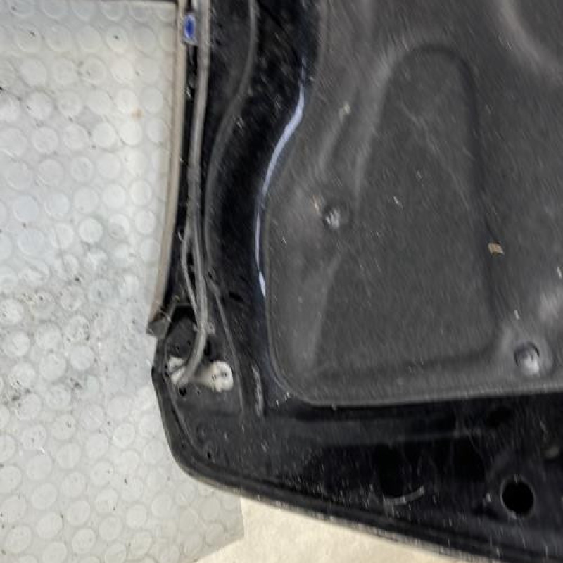 Capot MERCEDES CLASSE A 176 Photo n°8