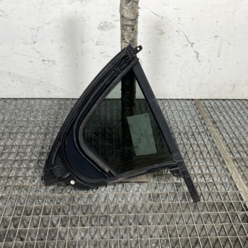 Custode arriere gauche (porte) MERCEDES CLASSE A 176 Photo n°4