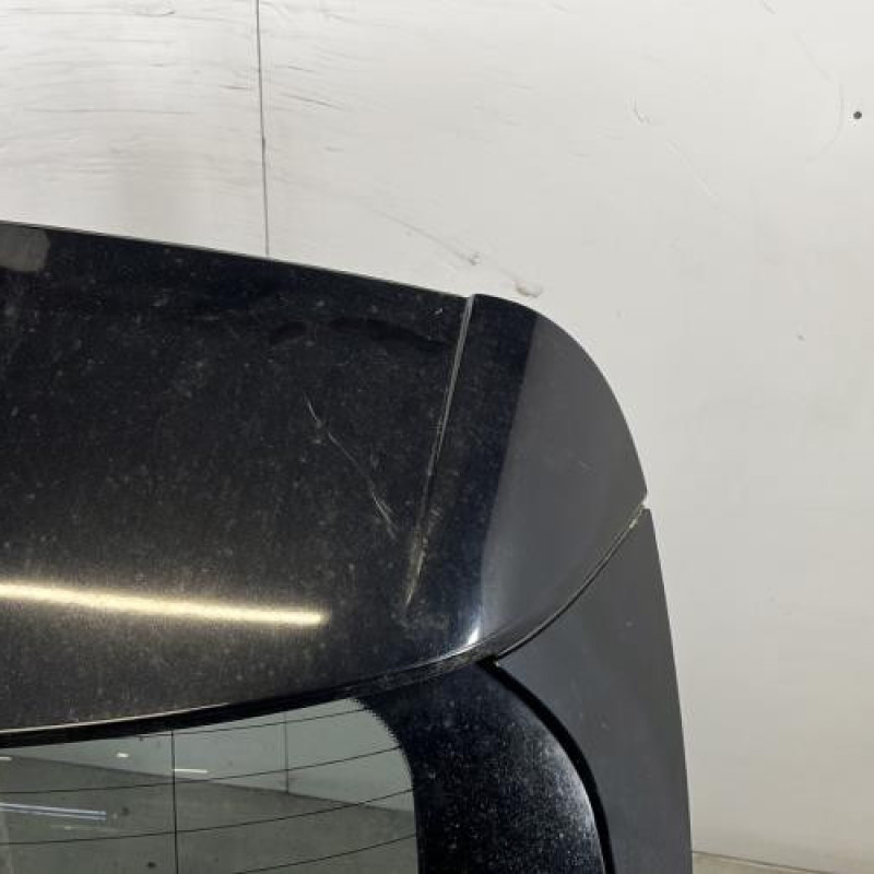 Malle/Hayon arriere MERCEDES CLASSE A 176 Photo n°3