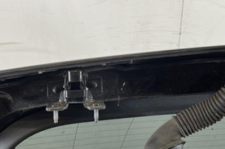 Malle/Hayon arriere MERCEDES CLASSE A 176