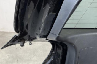 Malle/Hayon arriere MERCEDES CLASSE A 176