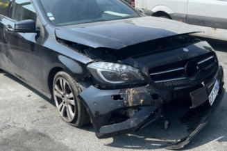 Malle/Hayon arriere MERCEDES CLASSE A 176